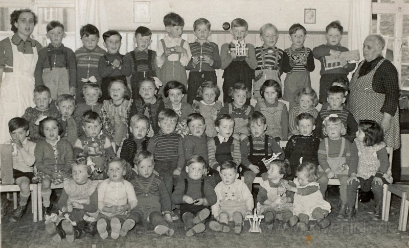 Kindergartenfoto 50er Jahre